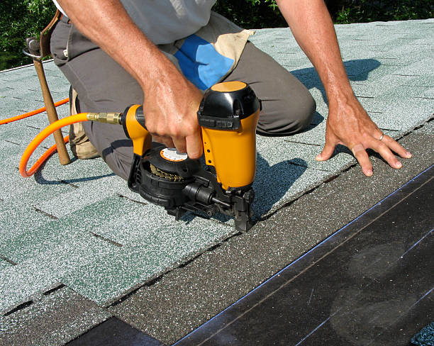 Professional Roofing Contractor in Happy Valley, CA